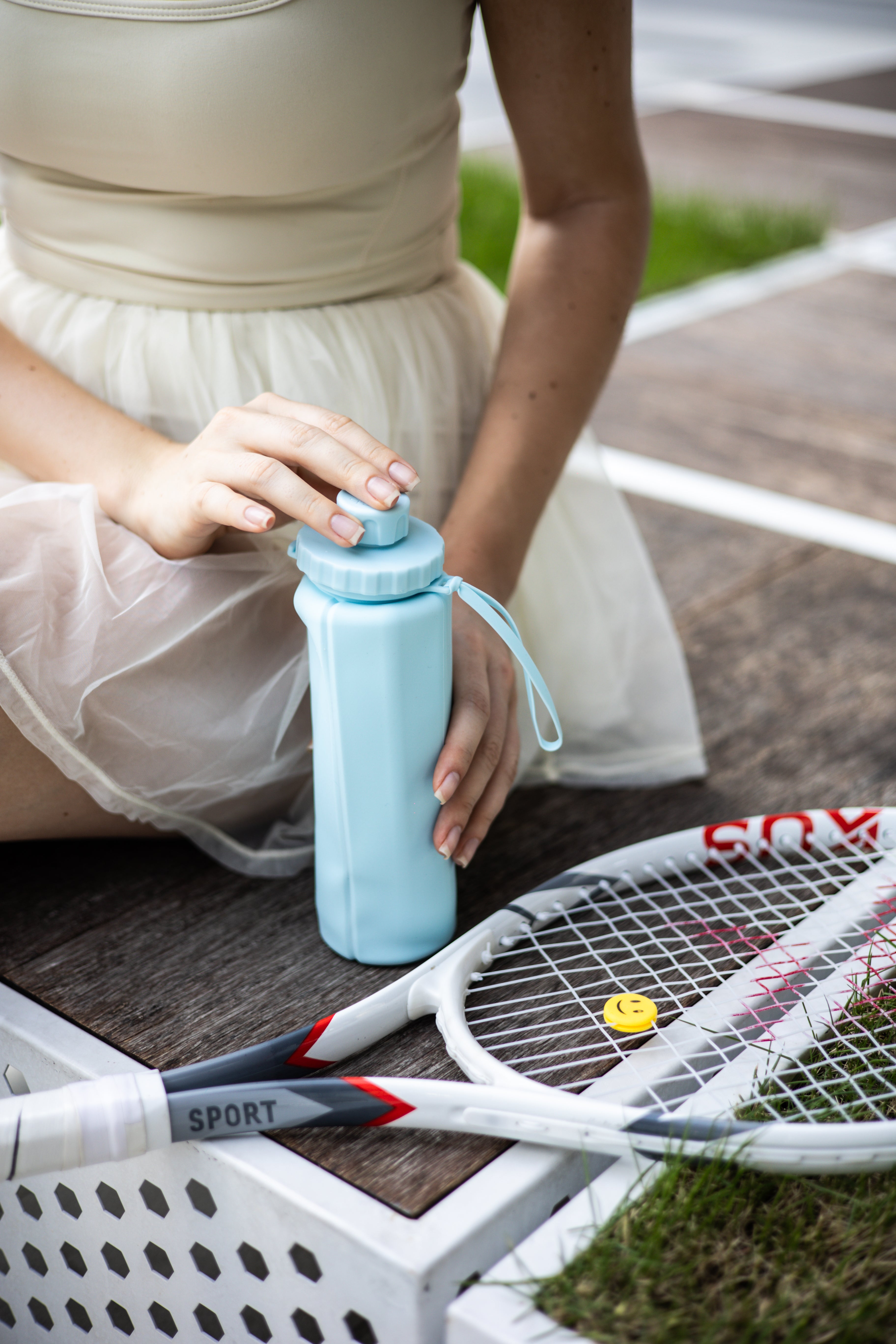 Silicone folding bottle